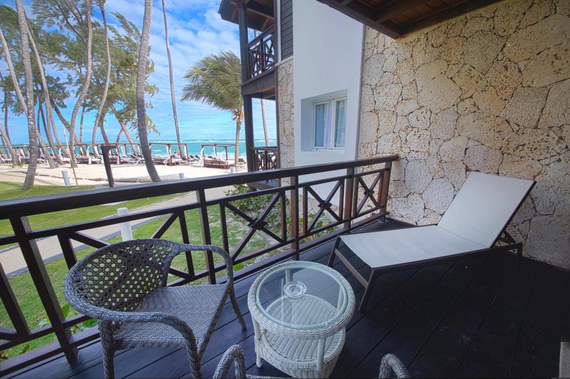 Suite Junior frente al mar Club Playa Premium